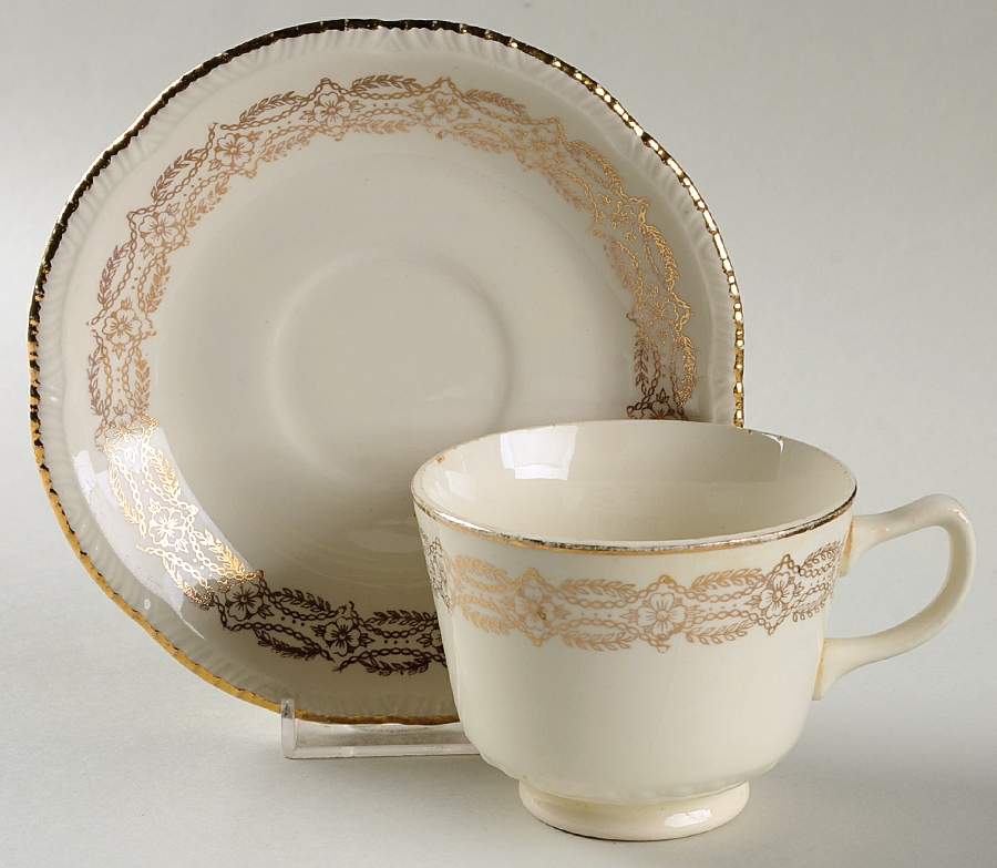 HLC466 Footed Cup & Saucer Set by Homer Laughlin -1