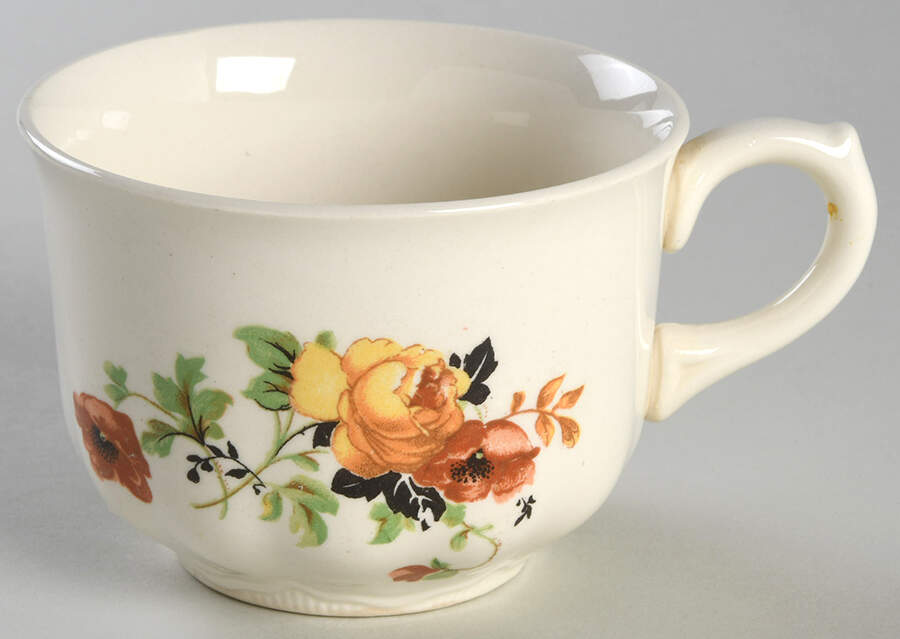 K4124 Flat Cup by Homer Laughlin -1