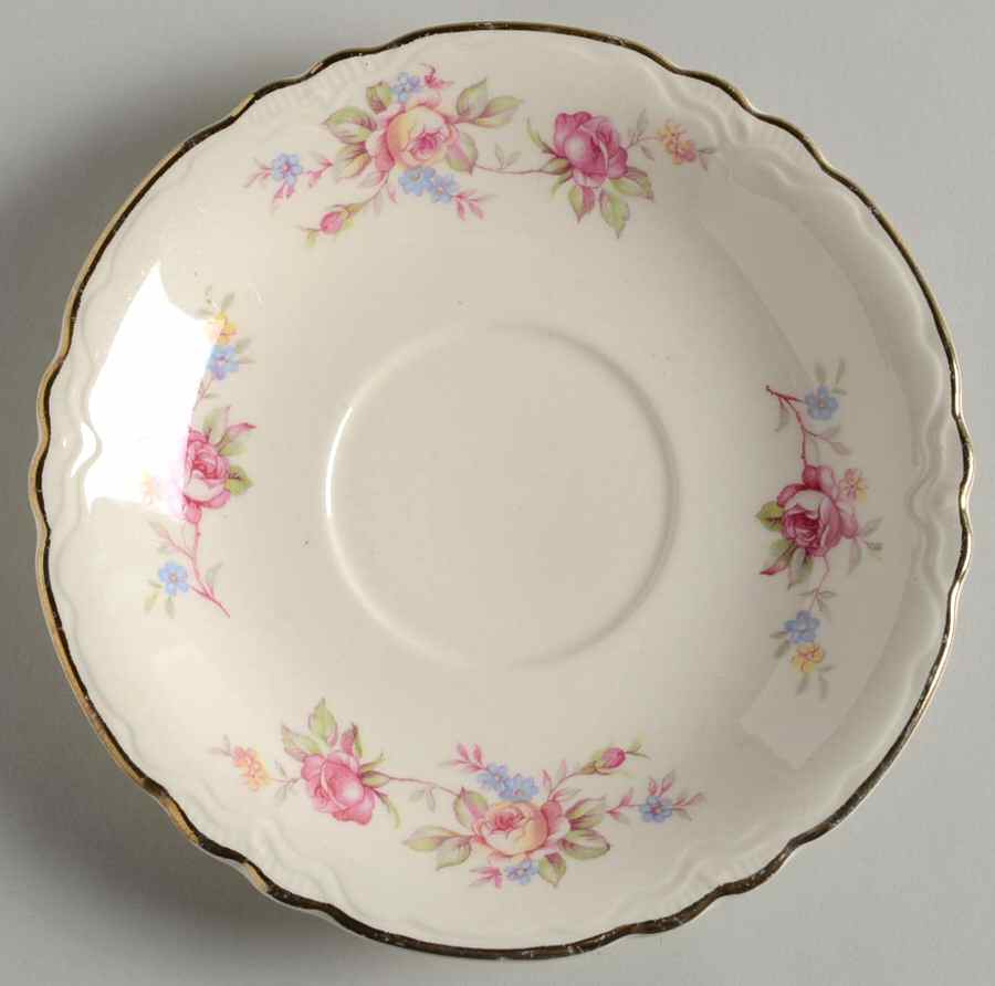 R1334 Saucer by Homer Laughlin -1