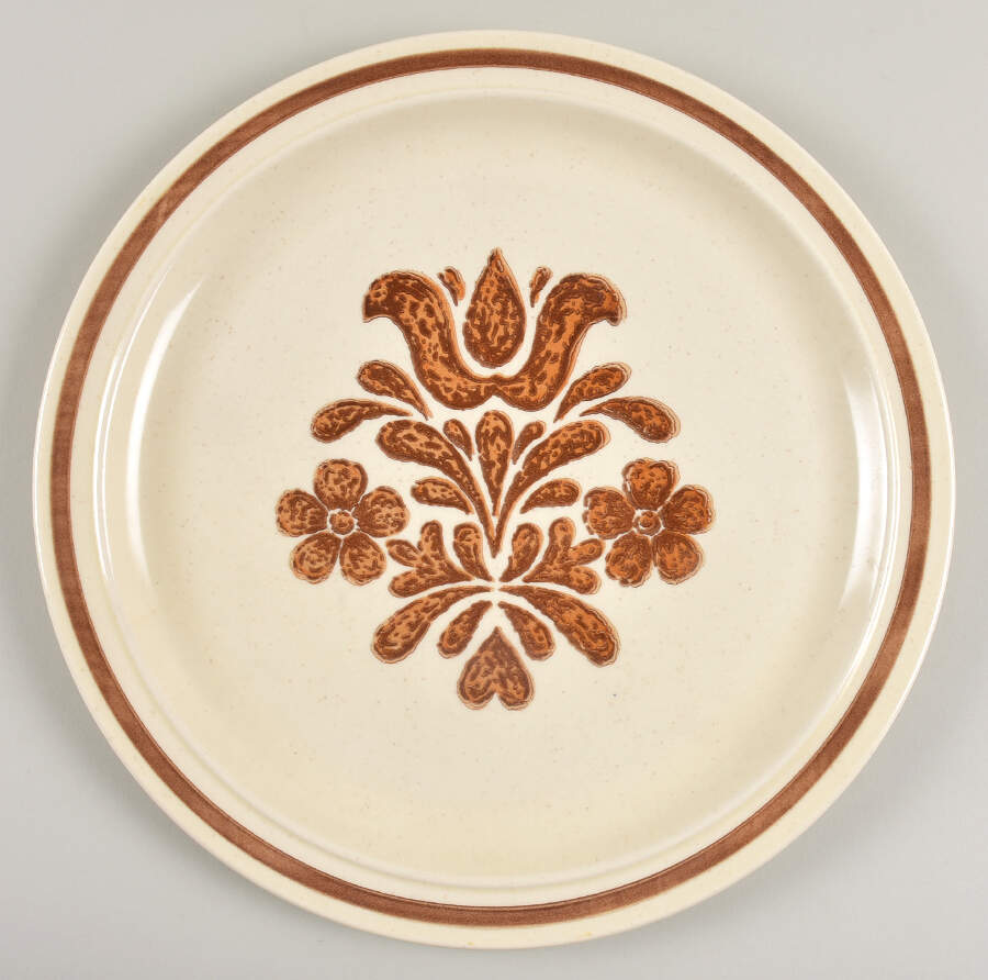 Country Manor 12" Chop Plate (Round Platter) by Homer Laughlin -1