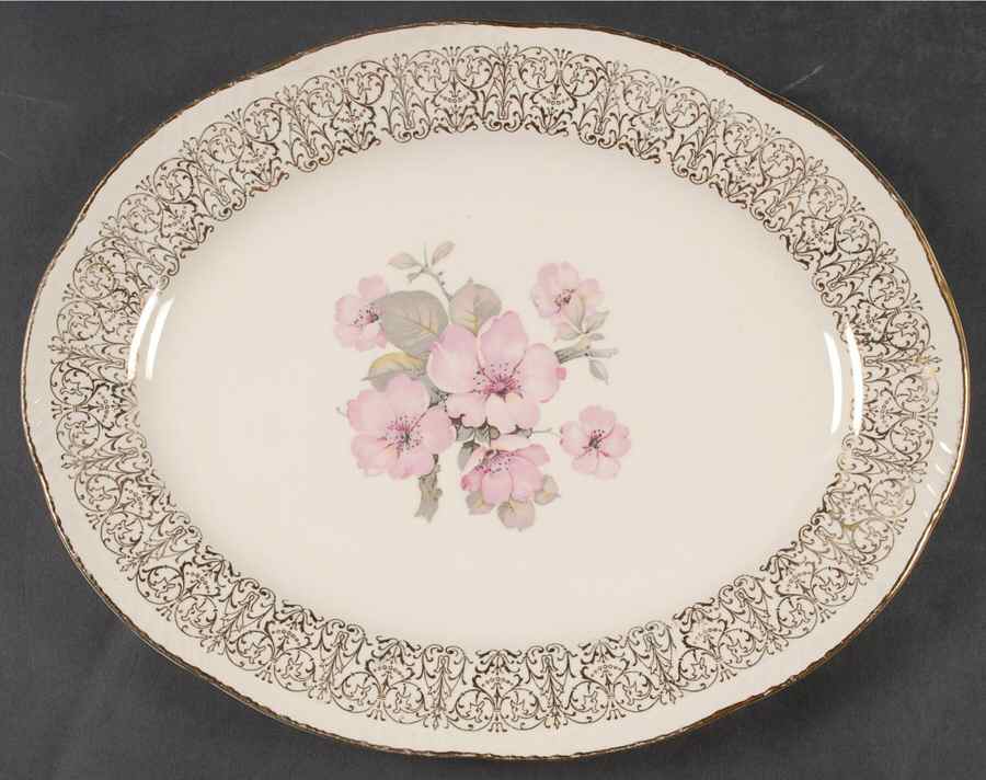 L621 11" Oval Serving Platter by Homer Laughlin -1