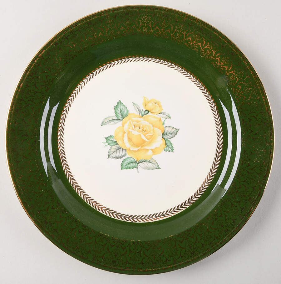 Lady Greenbriar Dinner Plate by Homer Laughlin -1