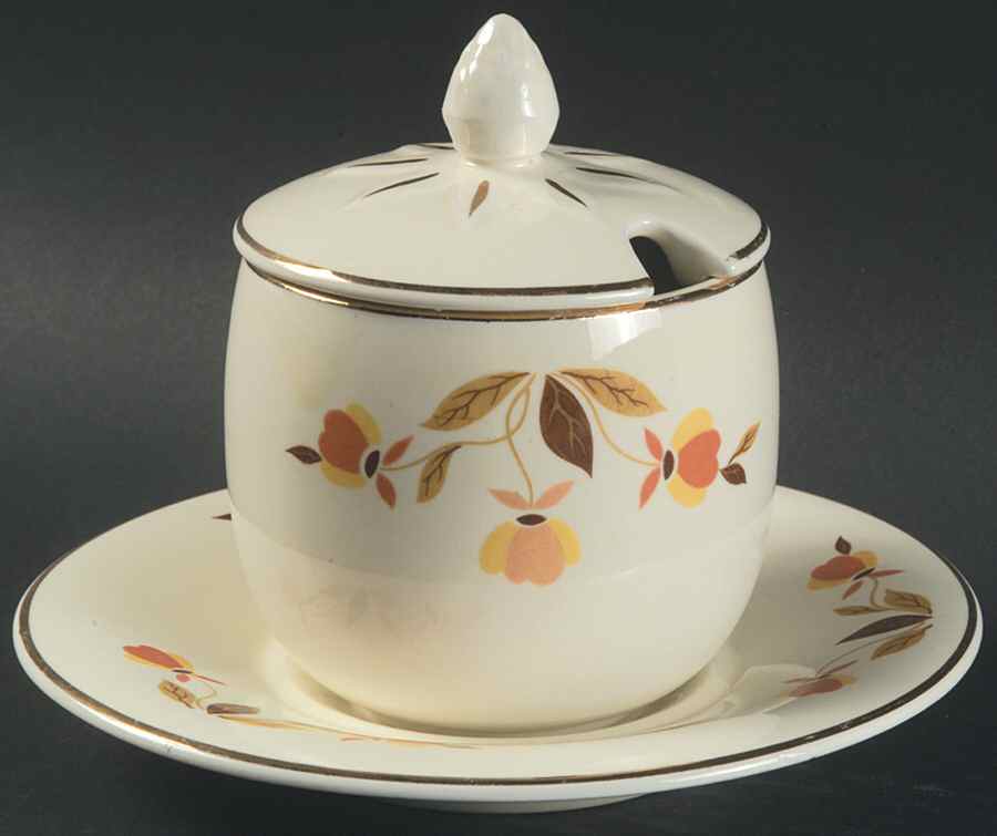 Autumn Leaf Marmalade & Lid w/Underplate by Hall-1