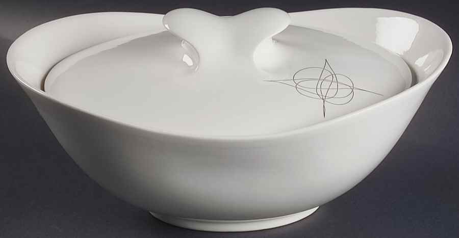 Fantasy (Eva Zeisel) 2 Quart Oval Covered Casserole by Hall-1