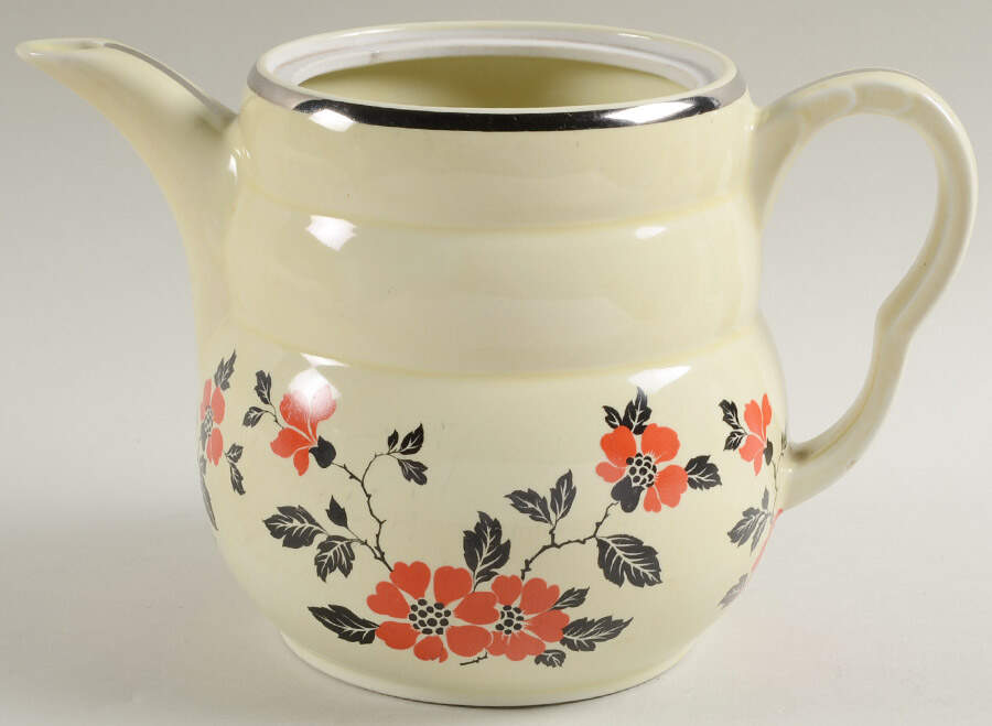 Red Poppy (Platinum Ring) Daniel Coffee Pot No Lid by Hall-1