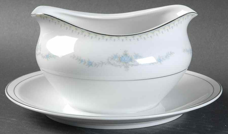 Glendale Gravy Boat with Attached Underplate by Hampton (Japan)-1