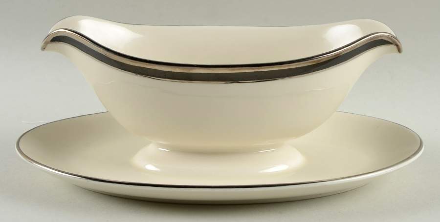 Midnight Halo Gravy Boat with Attached Underplate by Heirloom Collection-1