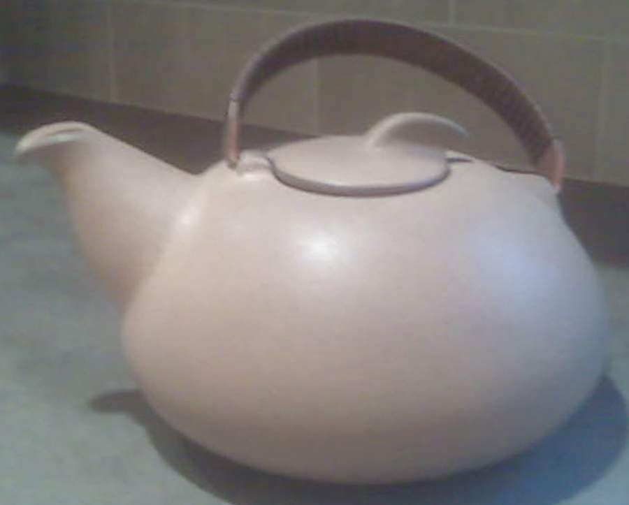 Sandalwood (Coupe Shape) Teapot & Lid by Heath-1