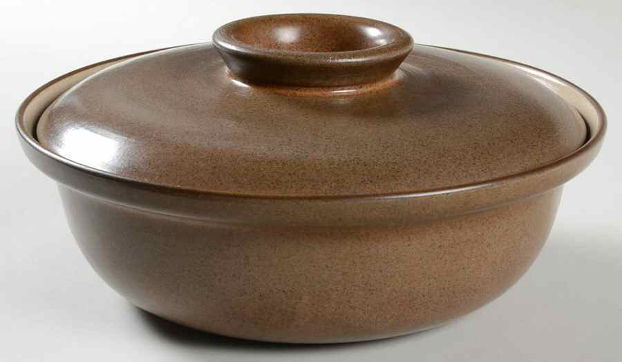 Sandalwood (Coupe Shape) 2 Qt Round Covered Casserole by Heath-1