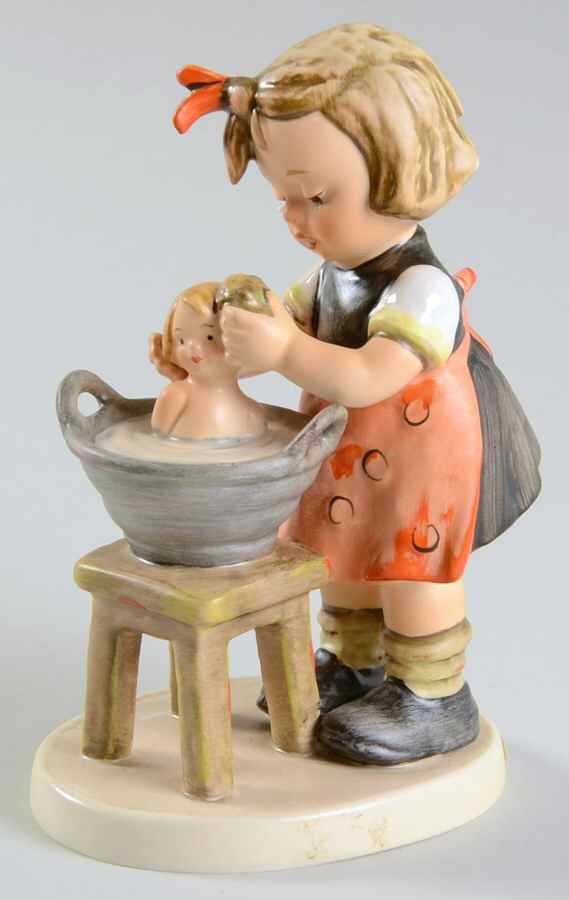 Doll Bath Tm6-Doll Bath - Boxed by M.I. Hummel-1