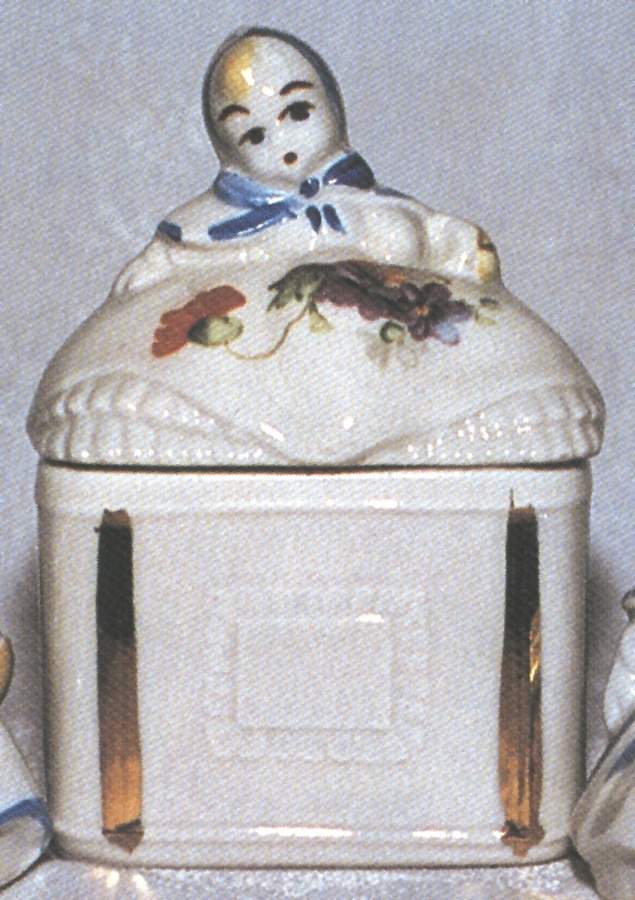 Little Red Riding Hood Spice Canister & Lid by Hull-1