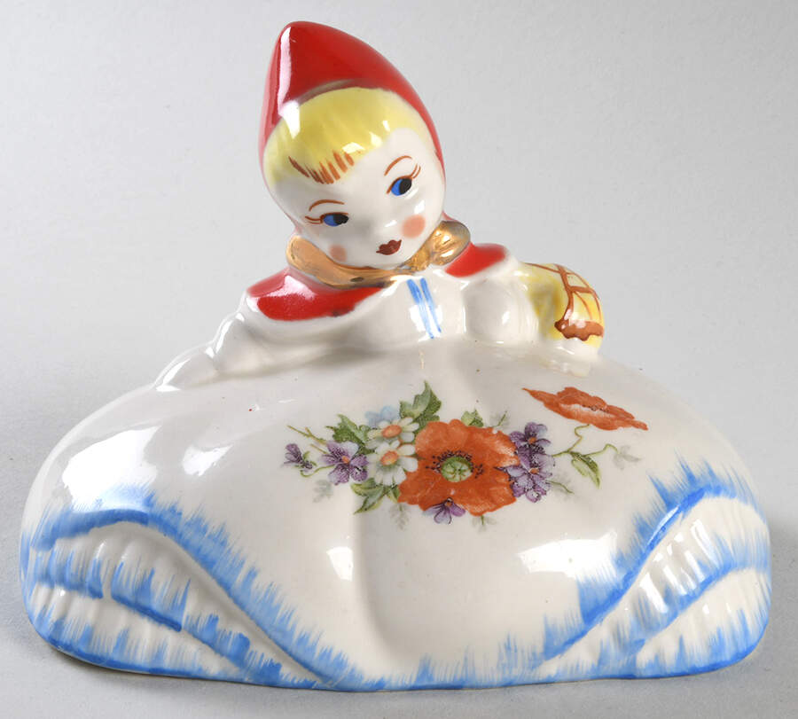 Little Red Riding Hood Lid for Potato Chips Canister by Hull-1