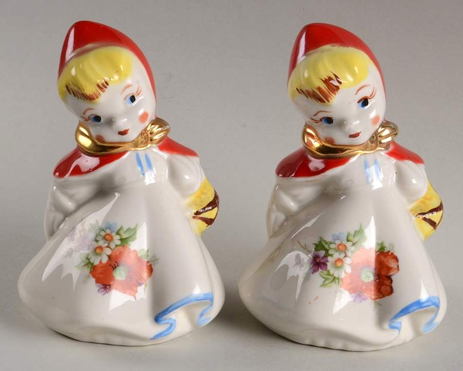 Little Red Riding Hood Tall Salt & Pepper Set by Hull-1
