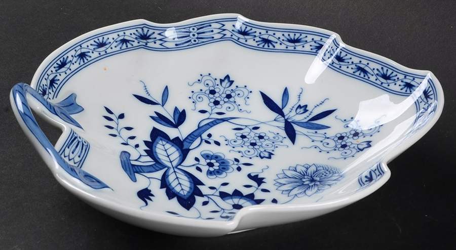 Blue Onion 8" Leaf Dish by Hutschenreuther-1