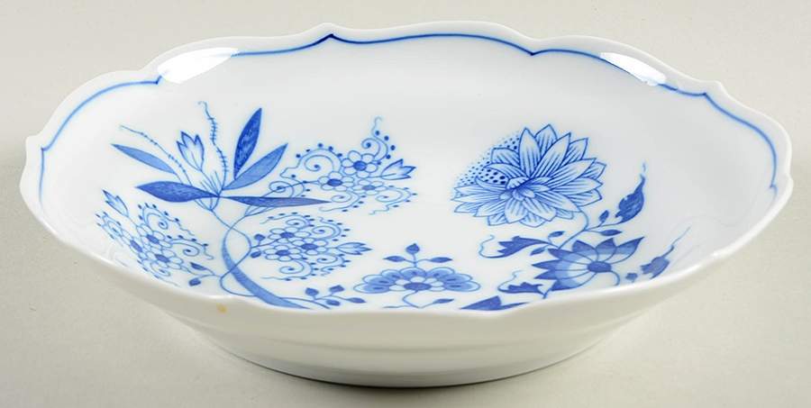 Blue Onion Coupe Soup Bowl by Hutschenreuther-1