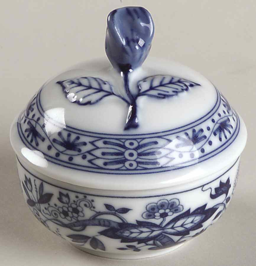 Blue Onion 1" Round Box & Lid by Hutschenreuther-1