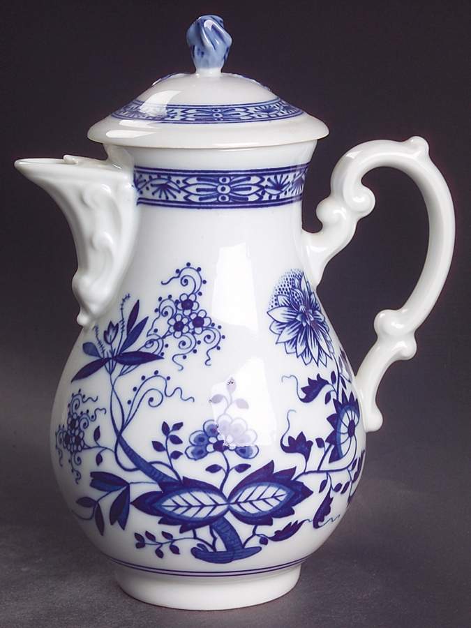 Blue Onion Mini Coffee Pot & Lid by Hutschenreuther-1