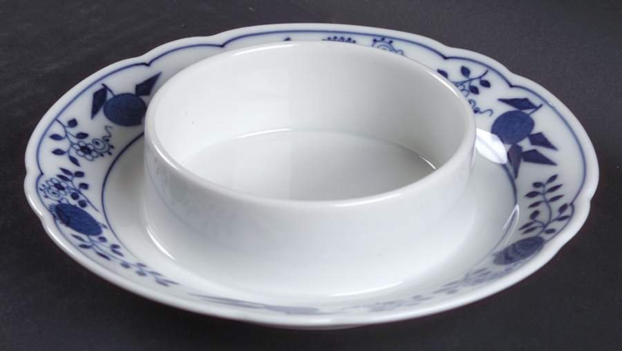 Blue Onion Round Butter No Lid by Hutschenreuther-1
