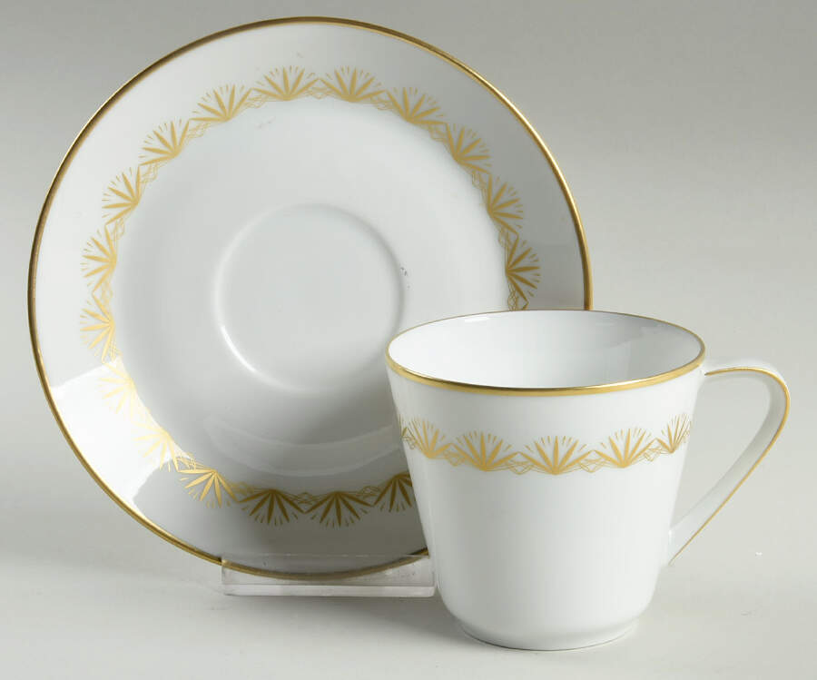 Cherrywood Flat Cup & Saucer Set by Hutschenreuther-1