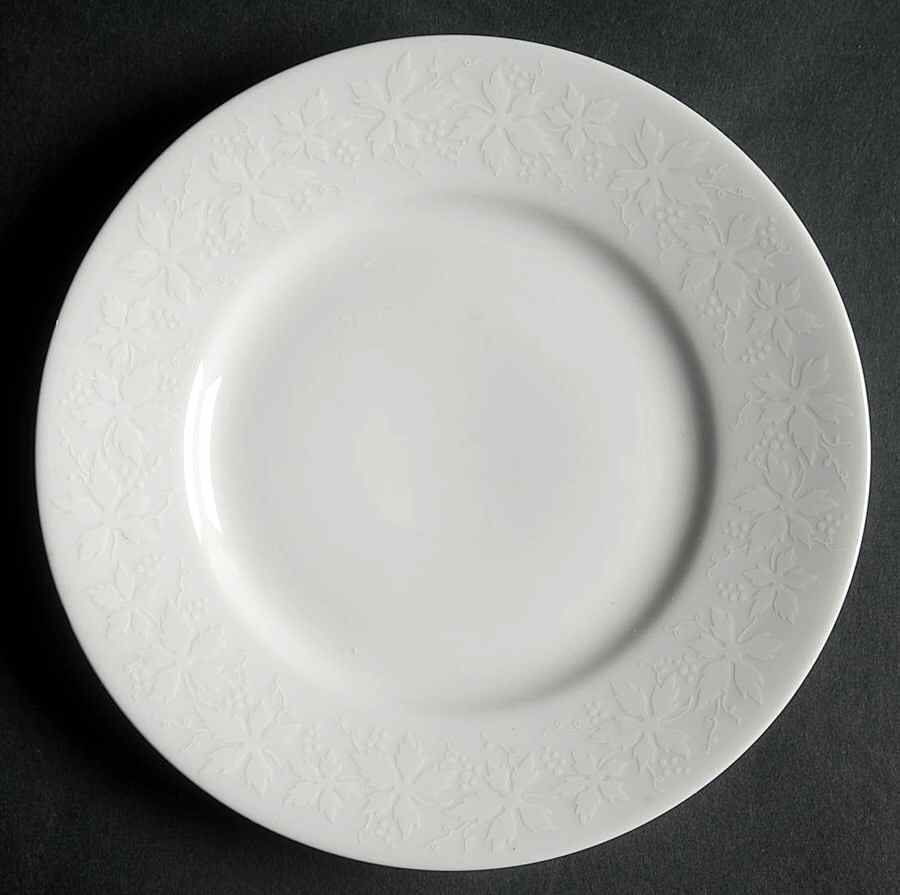 Coronation Bread & Butter Plate by Hutschenreuther-1