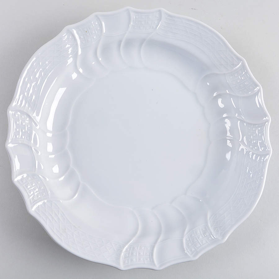 Dresden All White Deep Round Platter by Hutschenreuther-1