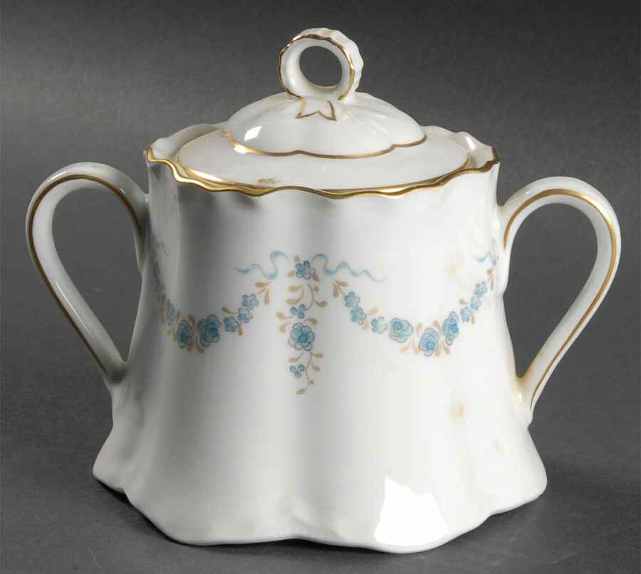 Fontainebleau Sugar Bowl & Lid by Hutschenreuther-1