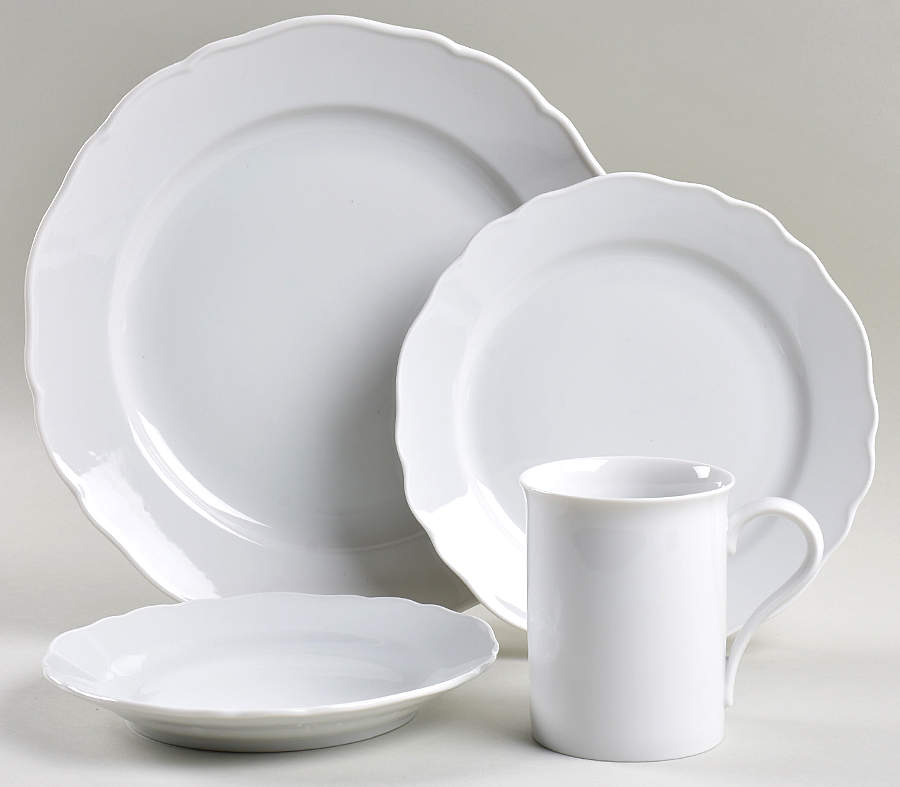 Maria Theresia 4 Piece Place Setting by Hutschenreuther-1
