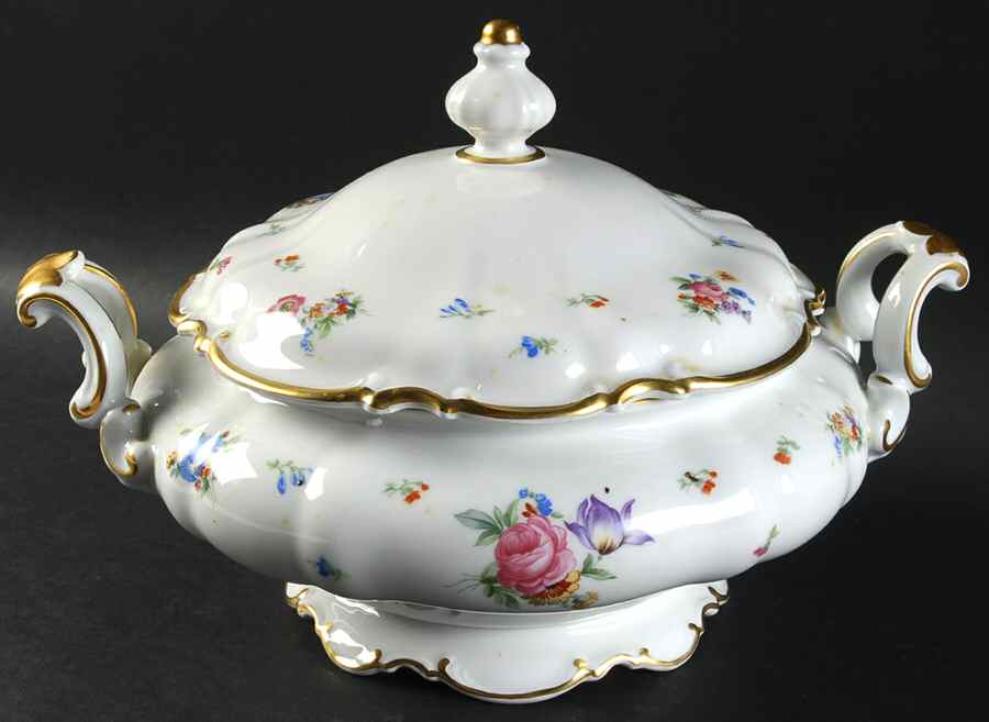 Mayfair (White, 7619) Round Covered Vegetable by Hutschenreuther-1