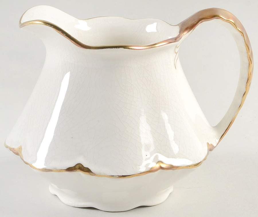 R4906 Creamer by Homer Laughlin -1