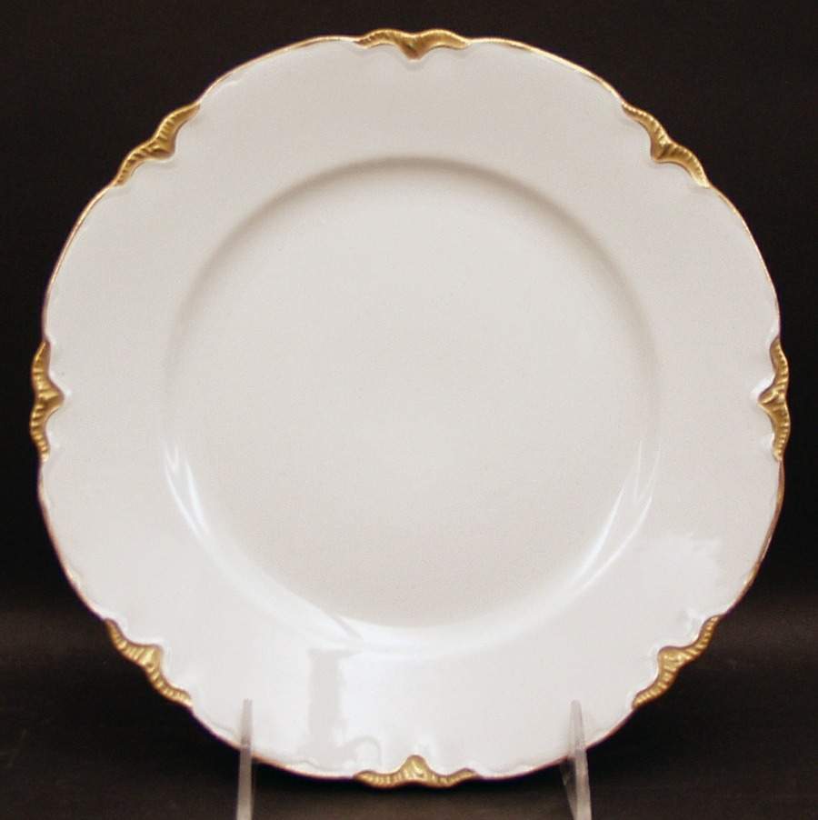 R4906 Luncheon Plate by Homer Laughlin -1