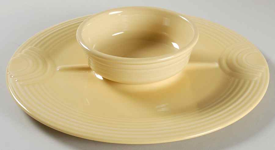 Fiesta Yellow (Intro 1987) 2 Pc Chip/Dip Set (Uses the Cerc & Traho) by Homer Laughlin -1