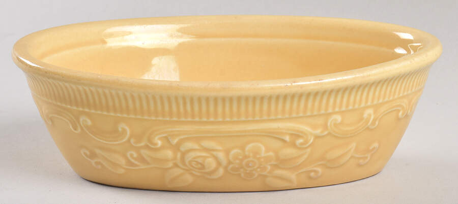 Oven Serve Yellow 6" Oval Baker by Homer Laughlin -1