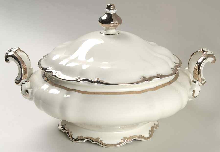 Revere (Cream) Round Covered Vegetable by Hutschenreuther-1