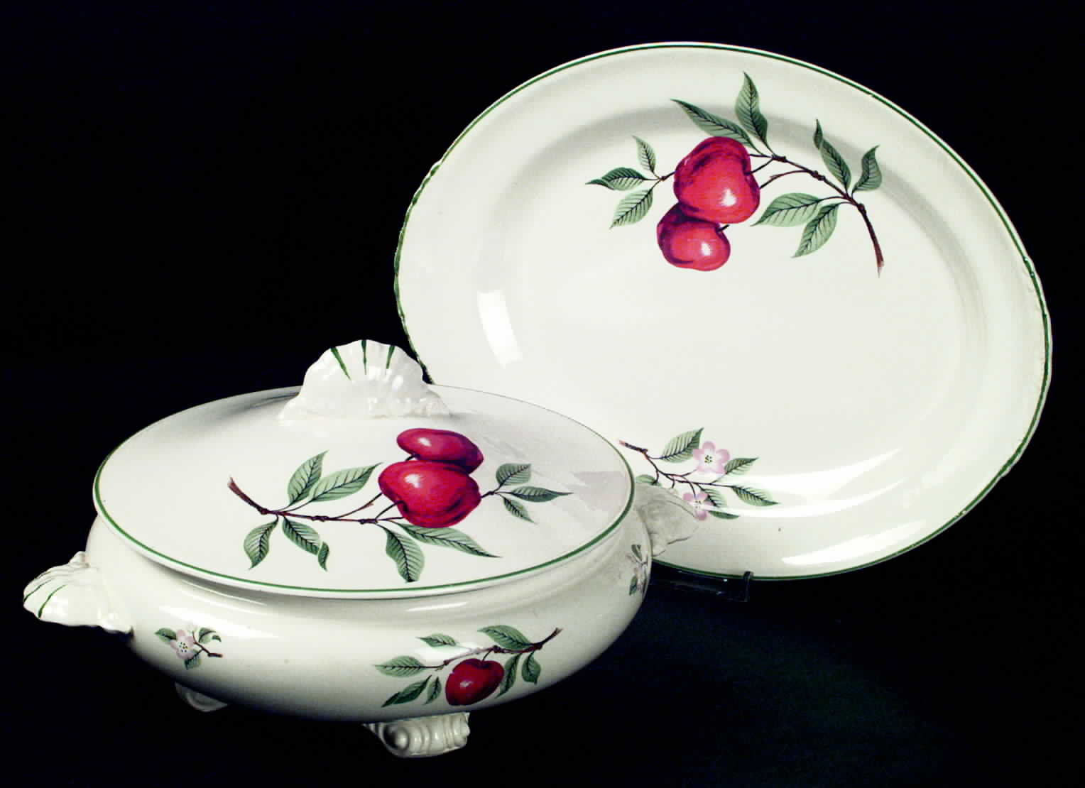 Red Apple (Rim Shape) 11" Oval Serving Platter by Homer Laughlin -1