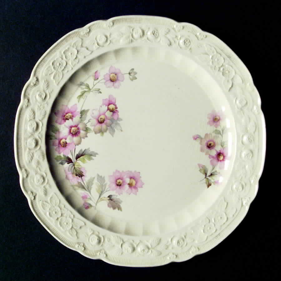 O19 Dinner Plate by Homer Laughlin -1