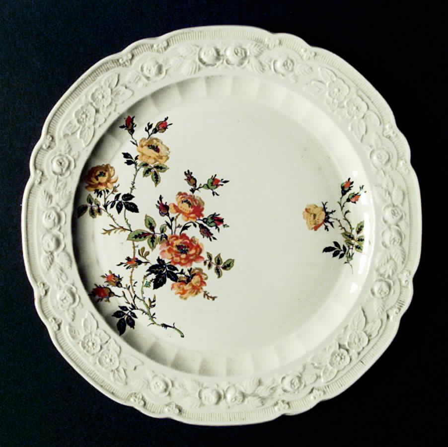 O31 Dinner Plate by Homer Laughlin -1