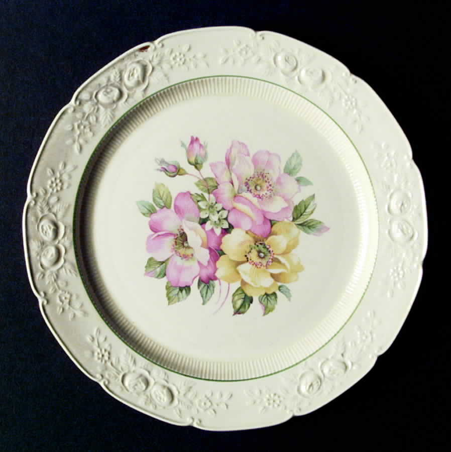 RV19 Dinner Plate by Homer Laughlin -1