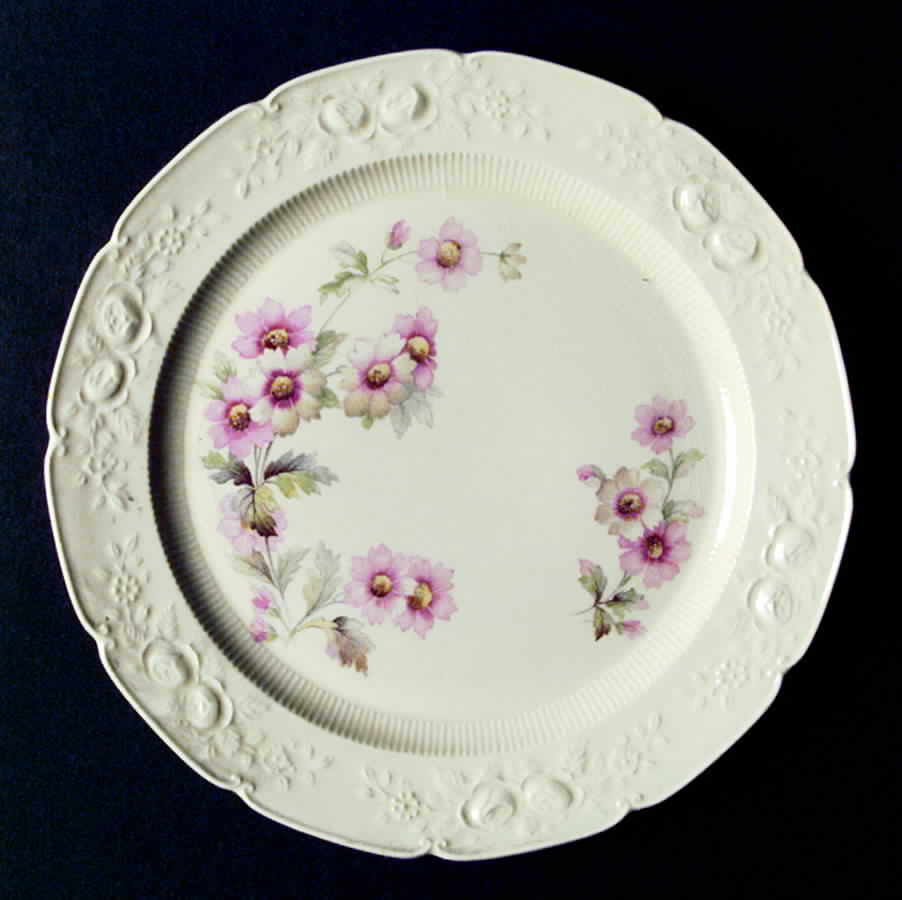 RV36 Dinner Plate by Homer Laughlin -1