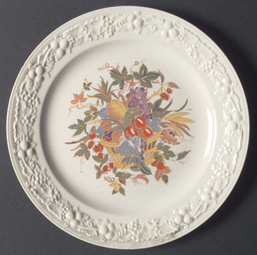 HLC1053 Dinner Plate by Homer Laughlin -1