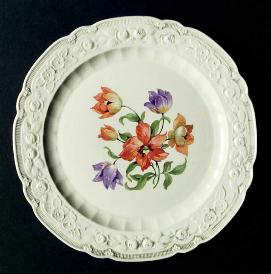 O16 Dinner Plate by Homer Laughlin -1