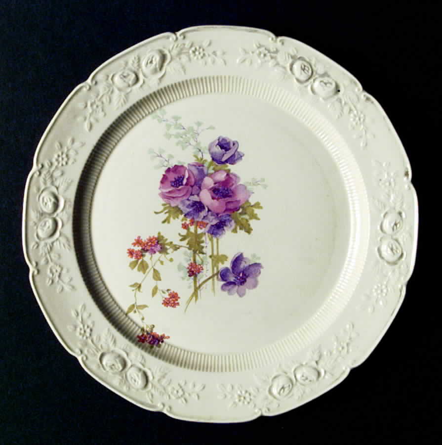 RV9233 Dinner Plate by Homer Laughlin -1