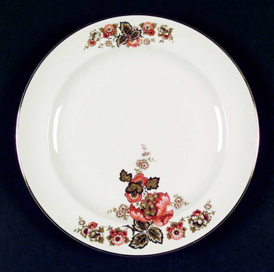 W7933 Dinner Plate by Homer Laughlin -1