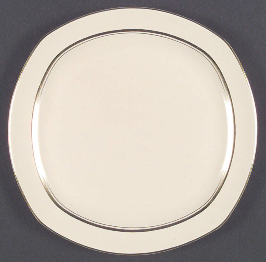 J14-J214 Dinner Plate by Homer Laughlin -1
