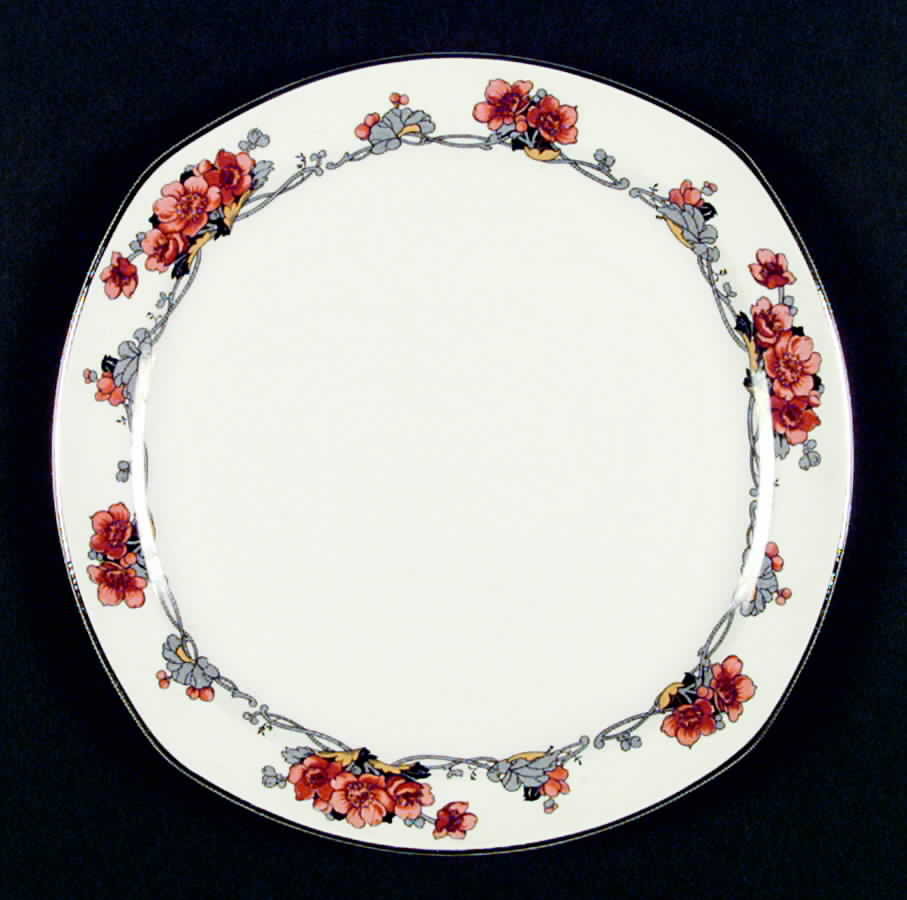 J116 Dinner Plate by Homer Laughlin -1