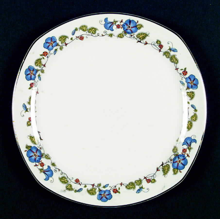 J115 Dinner Plate by Homer Laughlin -1