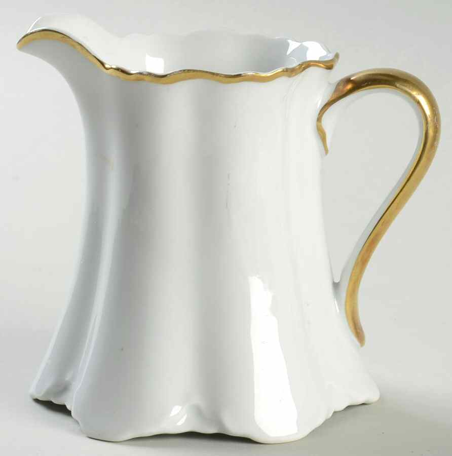 Empress Creamer by Heinrich - H&C-1