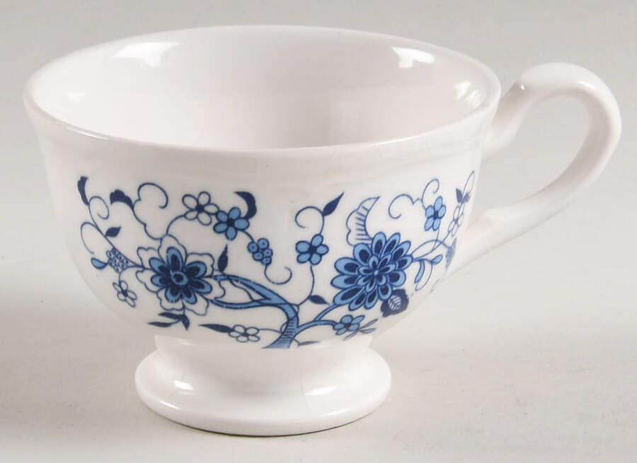 Seine Footed Cup by Hankook-1