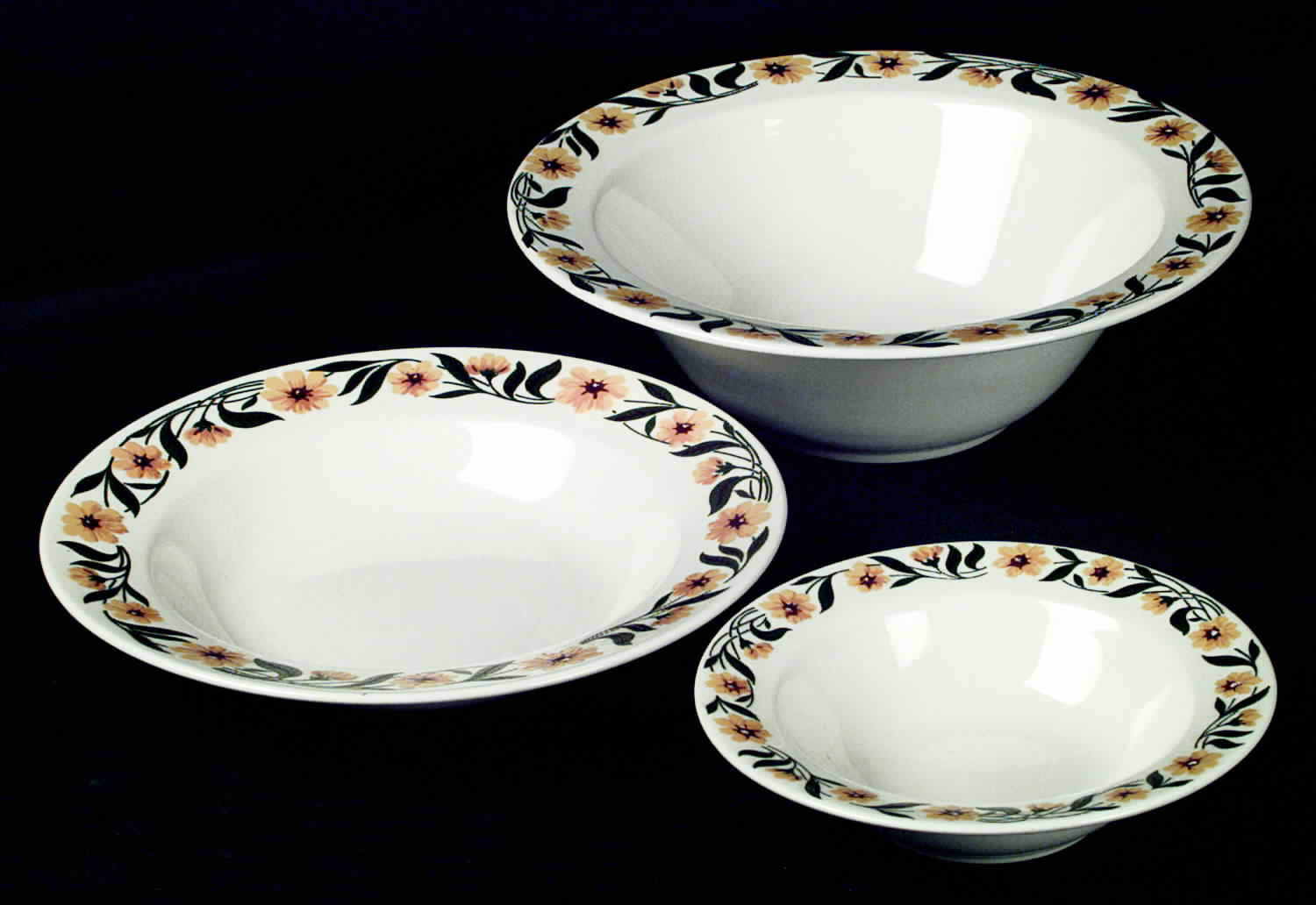 Yellow Daisy Rim Soup Bowl by Homer Laughlin -1