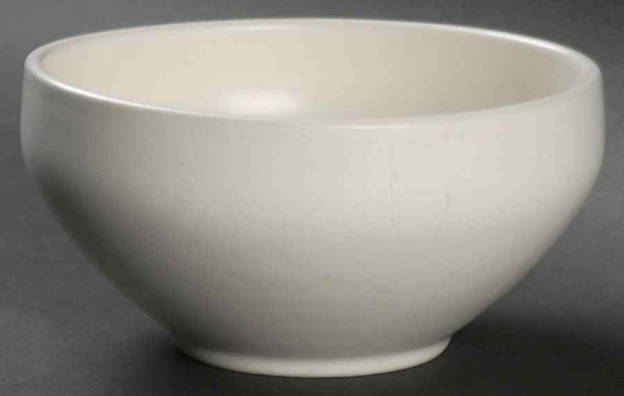 Collection Matte White (Edelweiss) Coupe Cereal Bowl by Hoganas Keramiks-1