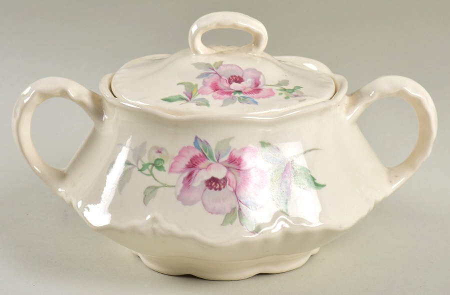 HLC1502 Sugar Bowl & Lid by Homer Laughlin -1